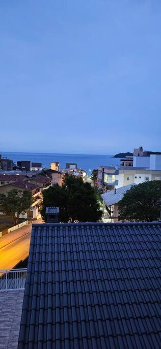 Apto Vista Mar -250Mts Da Praia Bombinhas Esterno foto
